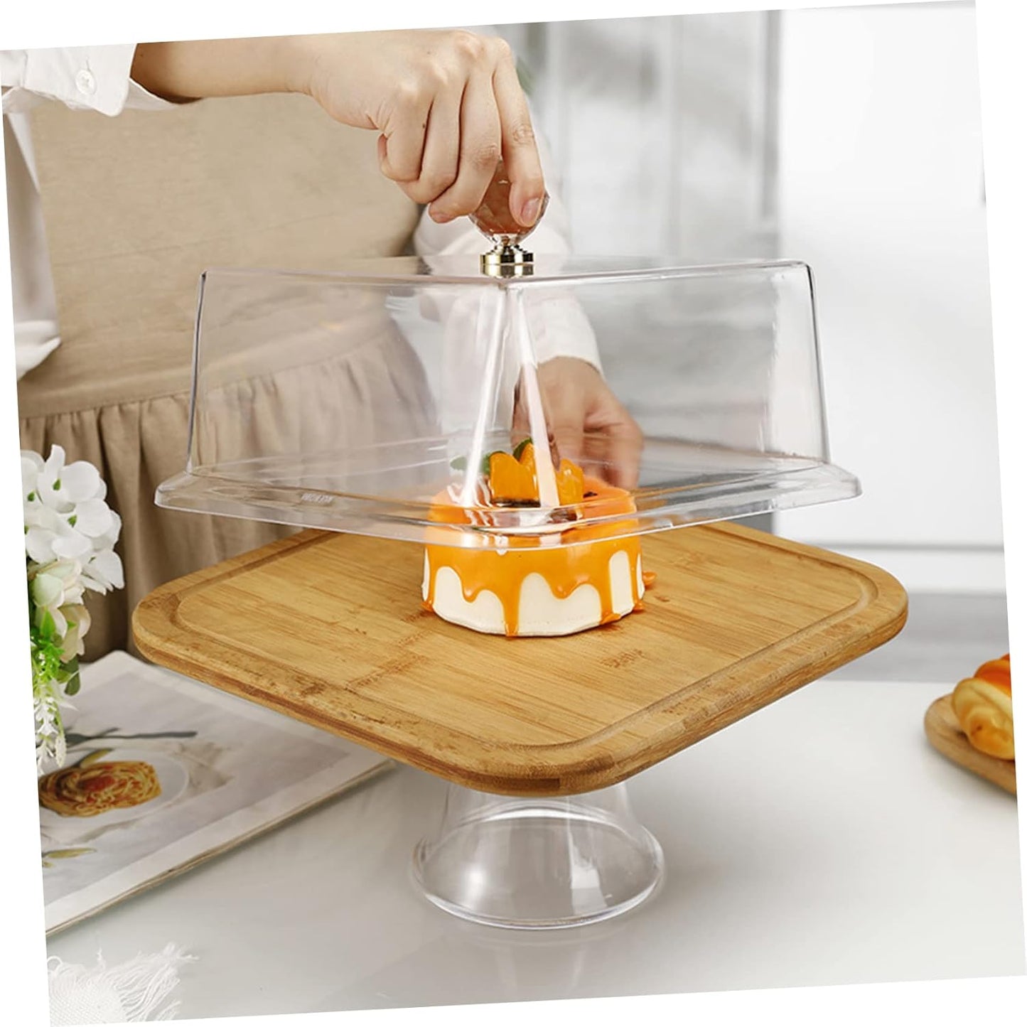 Square Bamboo Cake Dish with Transparent Acrylic Lid